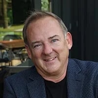 Photo of Simon Evans