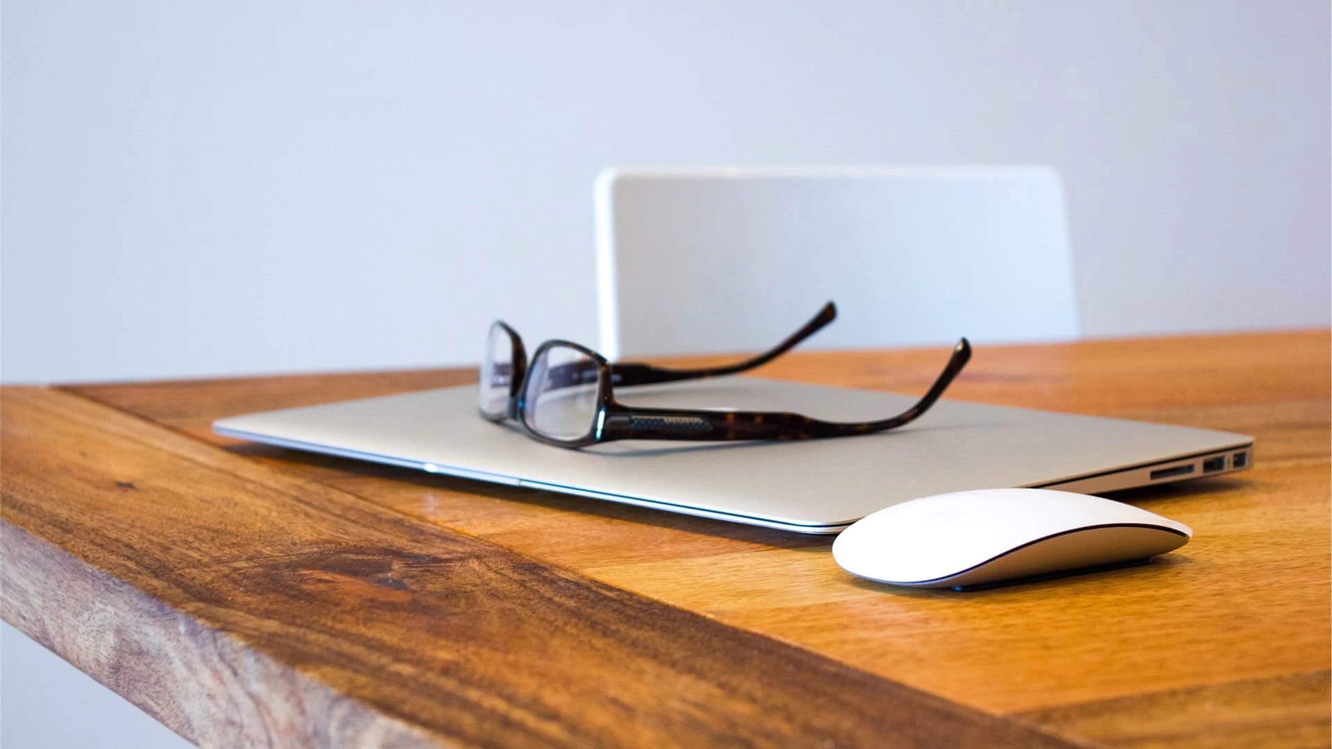 Migraines, screens and stress